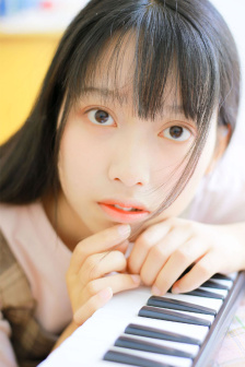 男子醉后让酒肉朋友侵犯妻子